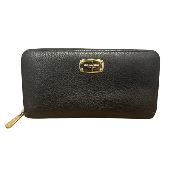 Michael Kors Leather Continental Large Wallet in Black with Gold Tone Hardware - Picture 1 of 9